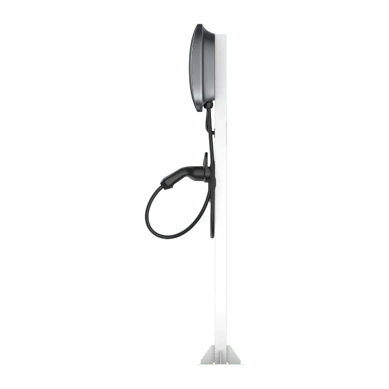 Borne de recharge CA résidentielle triphasée Entogo Caro Pro 22 kW sur socle blanc avec câble Type 2 fixe — view 4