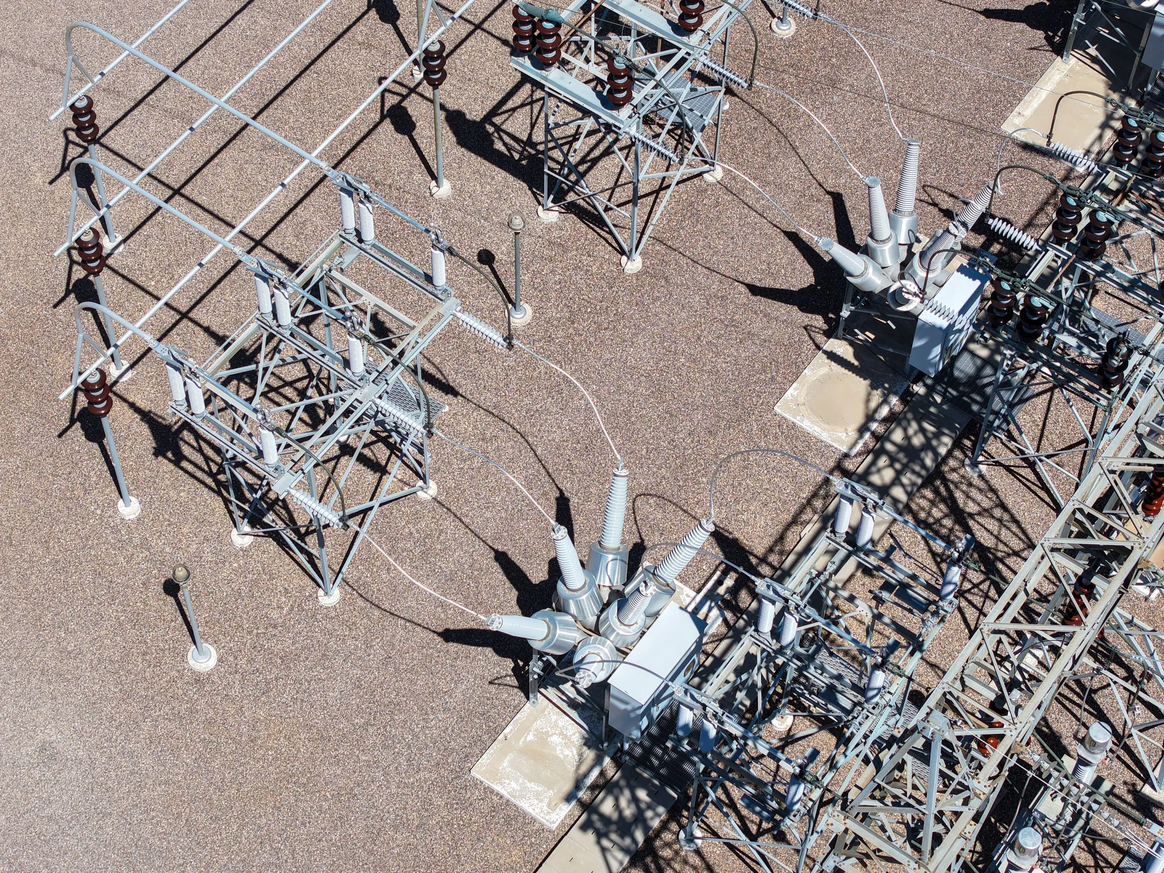 Electrical substation and low-voltage power distribution equipment rated for available fault current